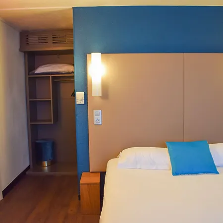 Campanile Otel Millau