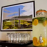 ホテル カンパニール ミヨー