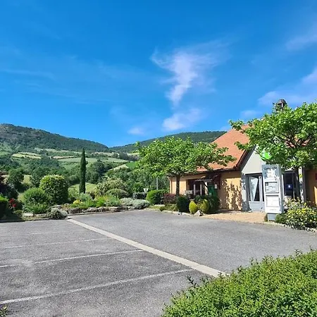 米洛钟楼酒店 3*
