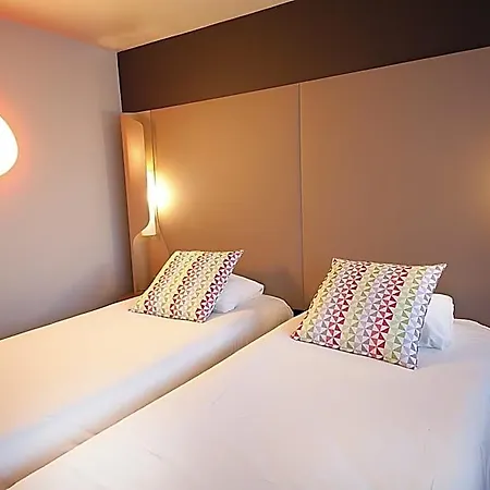 Campanile Hotel 3*